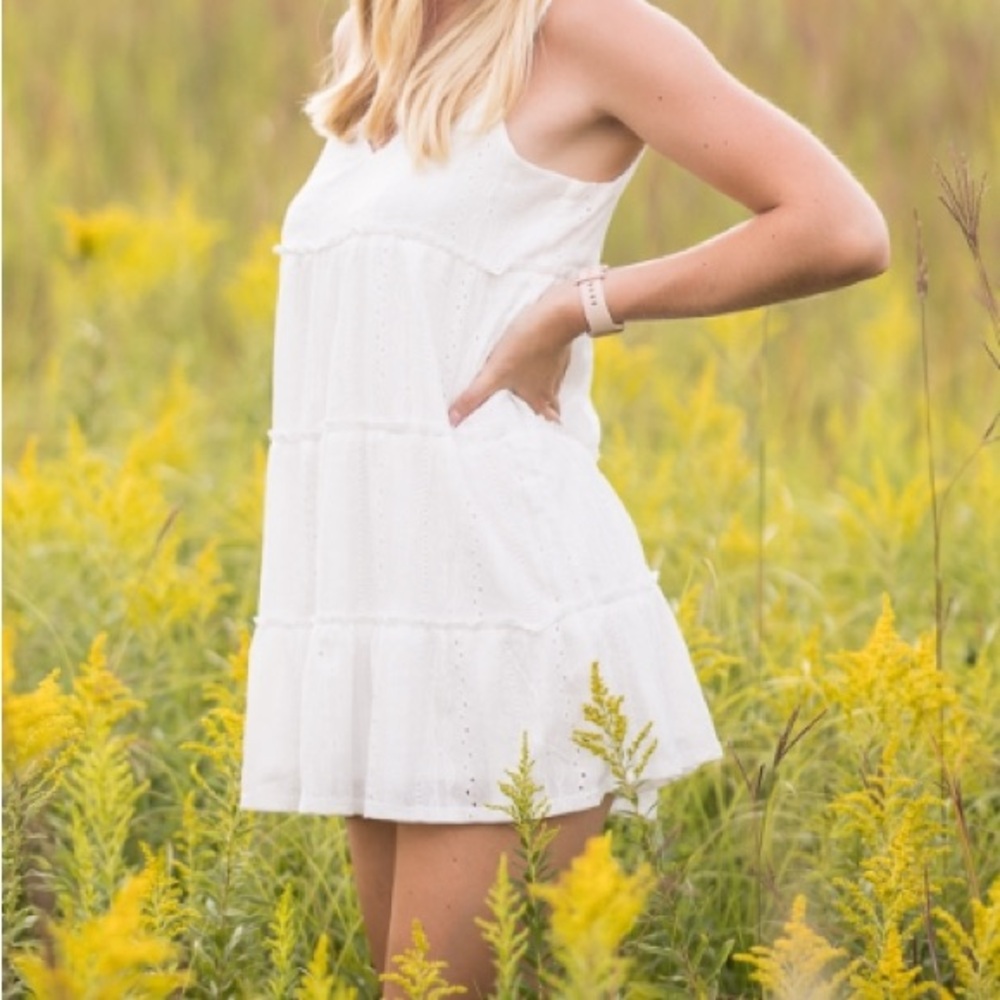 White Sleeveless V-Neck Mini Sundress